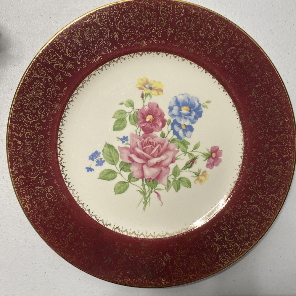 Vintage Imperial Salem China Red Plate 23 Karat Gold Trim Floral Pattern 11"